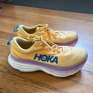 Hoka Bondi 8